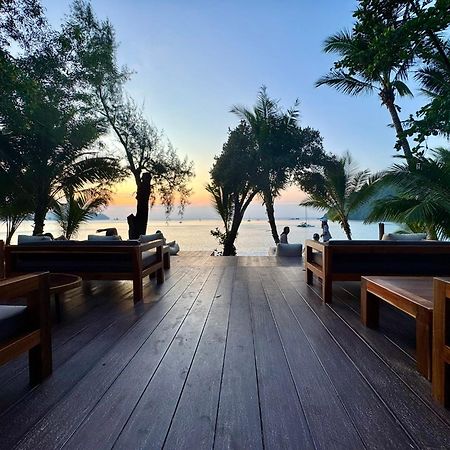 Sunny Cove Beach Resort Koh Phayam Ranong Exterior foto