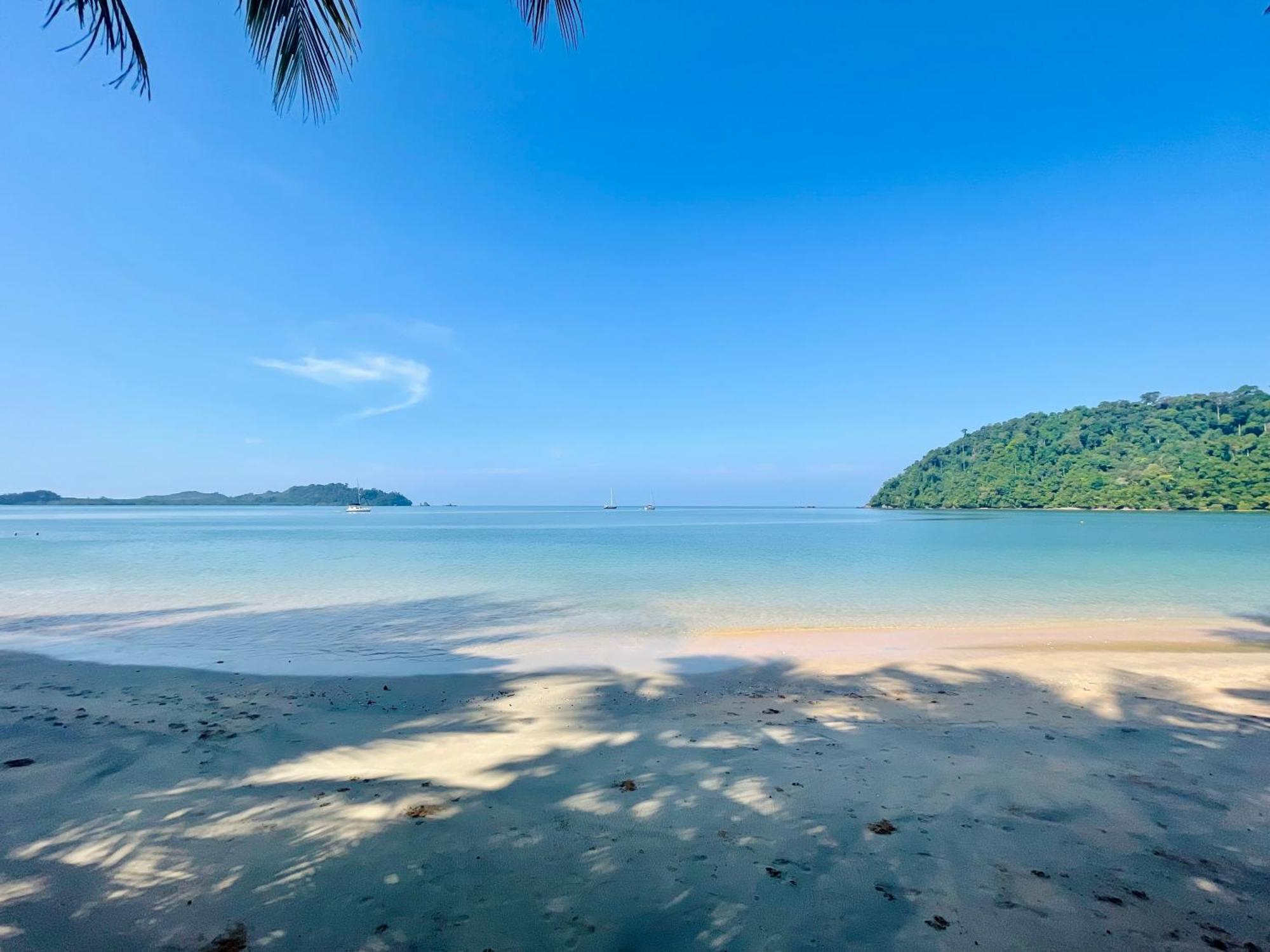 Sunny Cove Beach Resort Koh Phayam Ranong Exterior foto