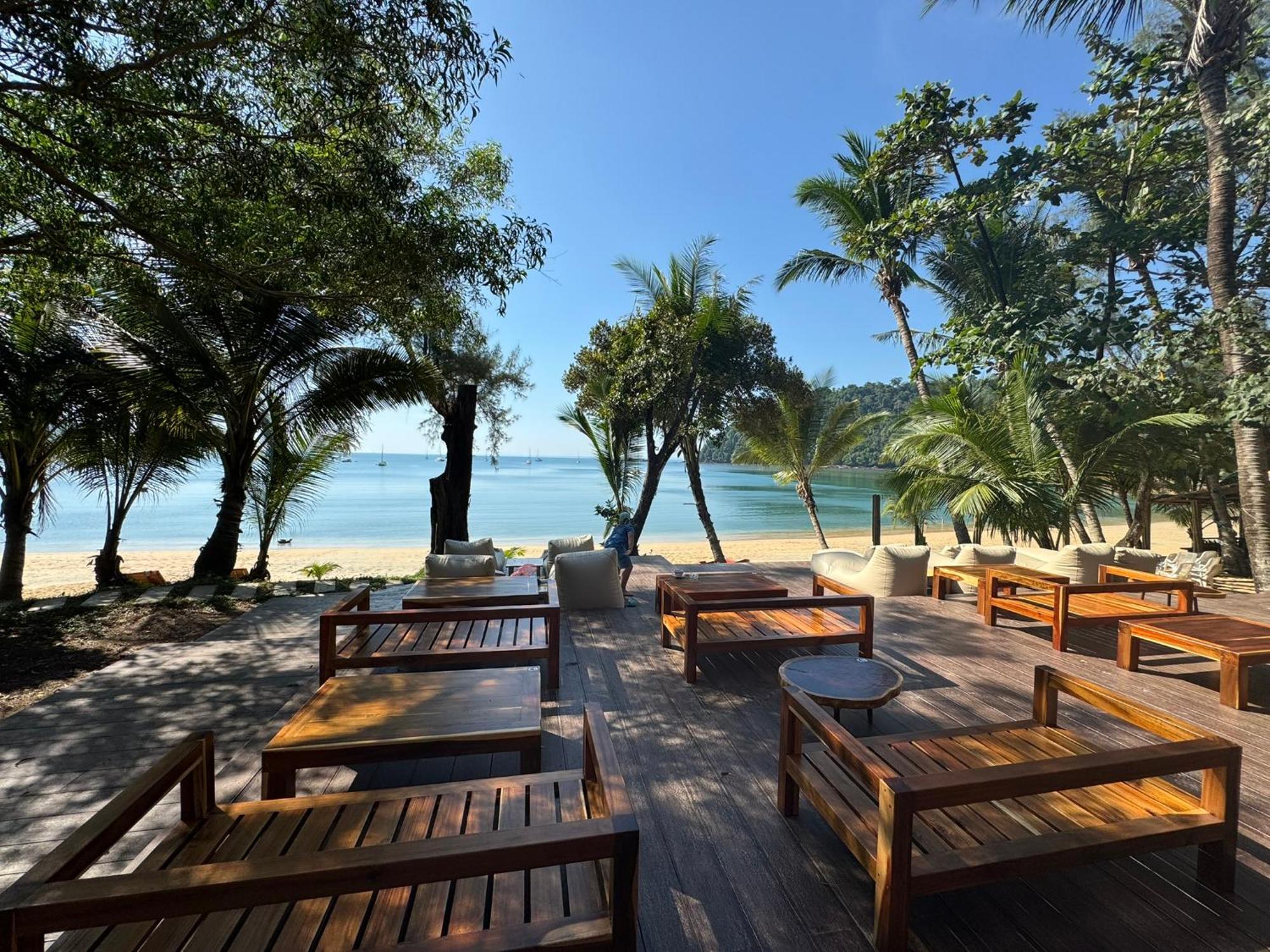 Sunny Cove Beach Resort Koh Phayam Ranong Exterior foto