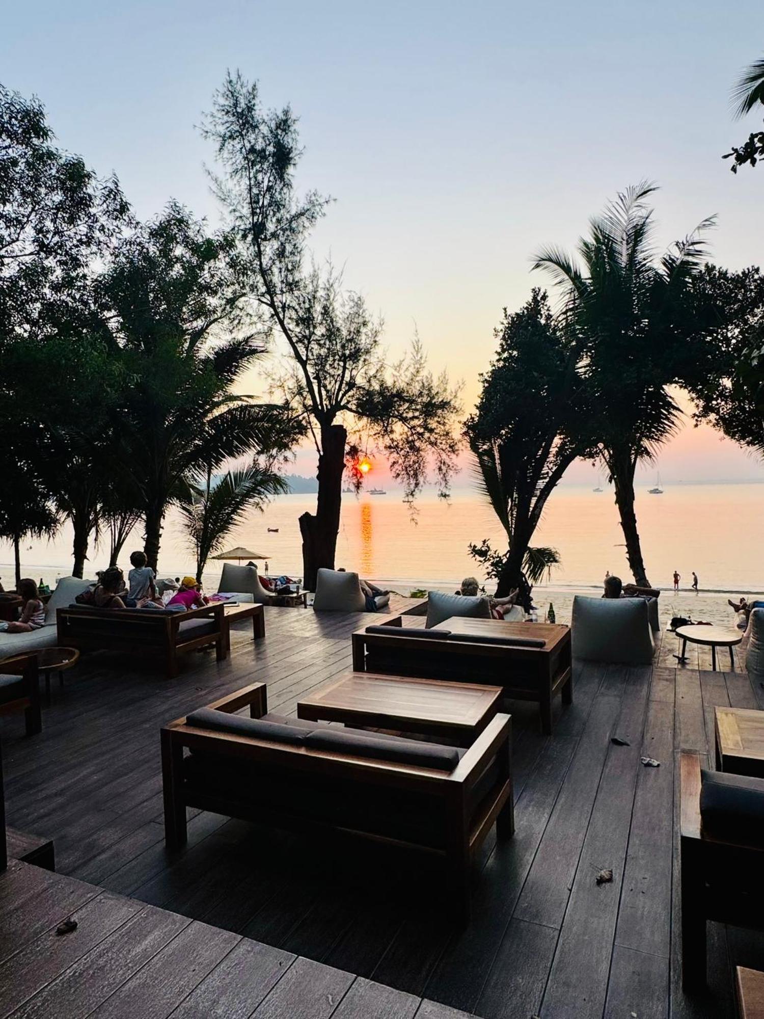 Sunny Cove Beach Resort Koh Phayam Ranong Exterior foto